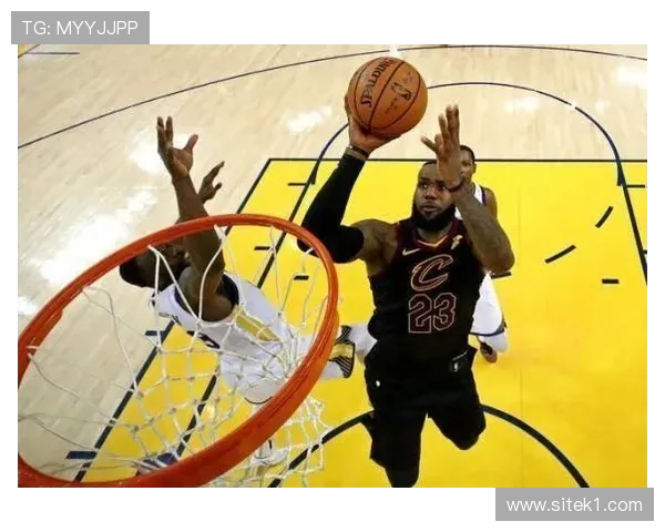 假动作规则：何时被视为犯规及裁判判定要点