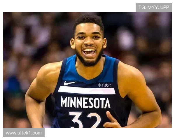 米卡尔·布里奇斯无球跑位制造空挡助力球队提升三分命中率